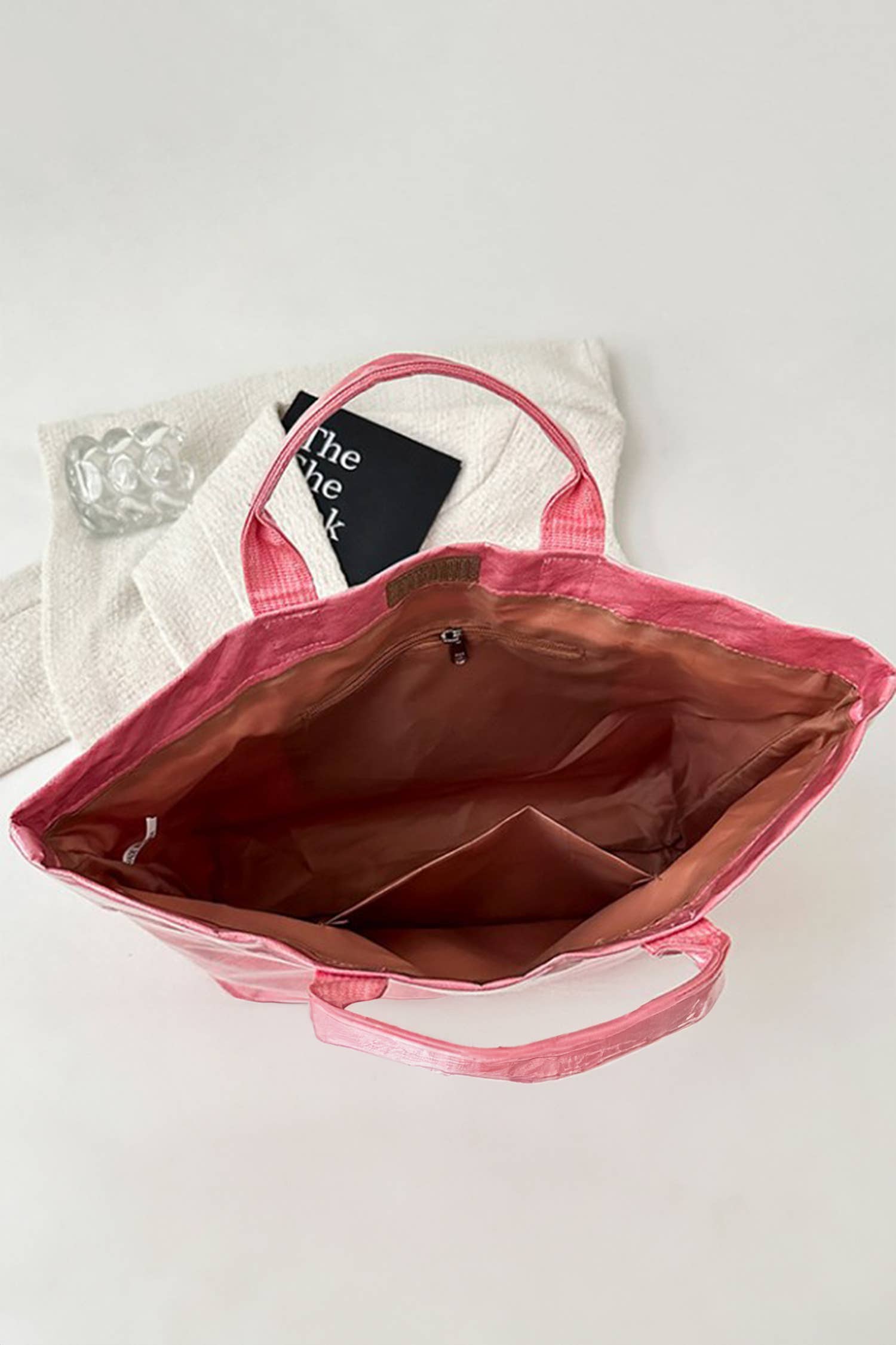 66 Glossy Striped Large Tote Bag